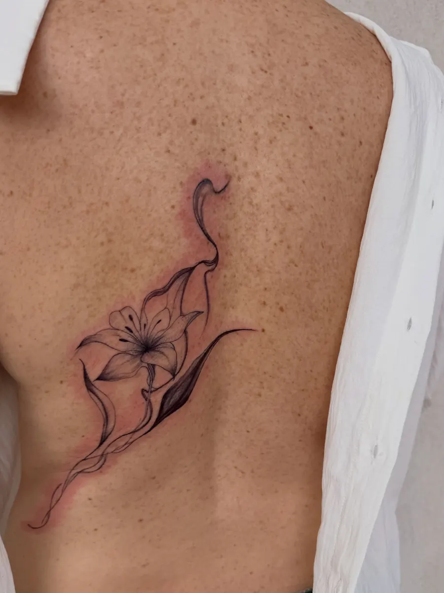 Tatuaż fine line — realizacja 18, autor @thedallasfineline