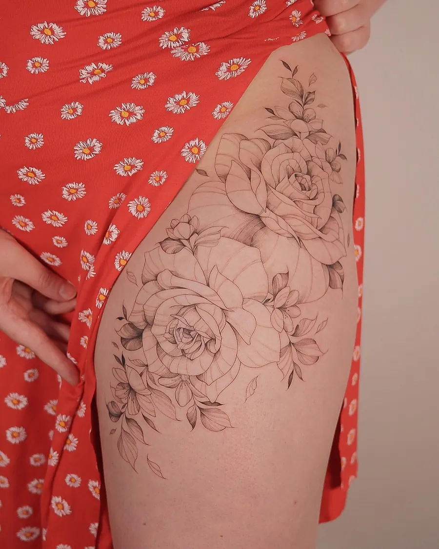Tatuaż fine line — realizacja 53, autor @geehawkestattoo