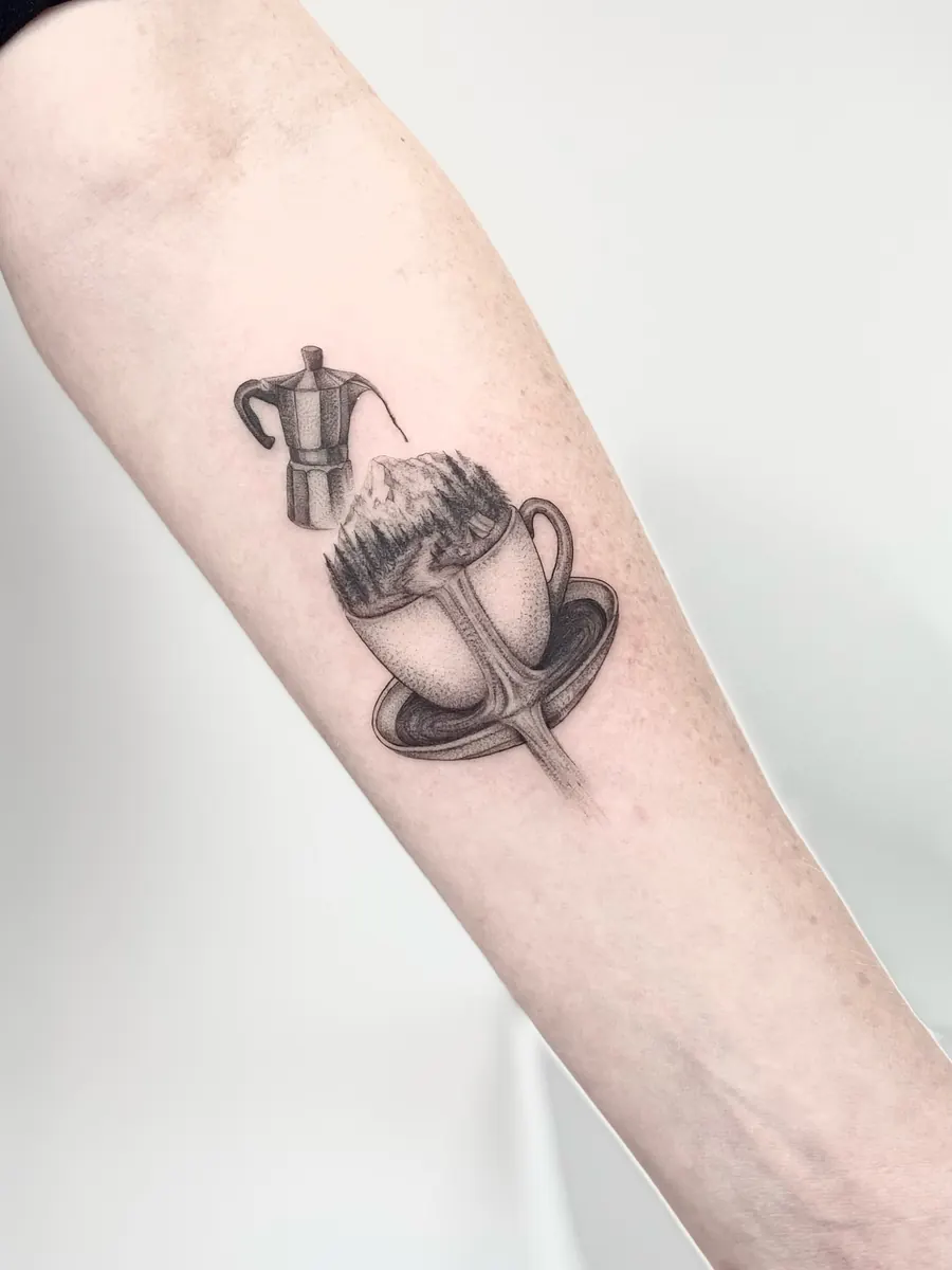 Tatuaż fine line — realizacja 95, autor @sinistrum_tattoo