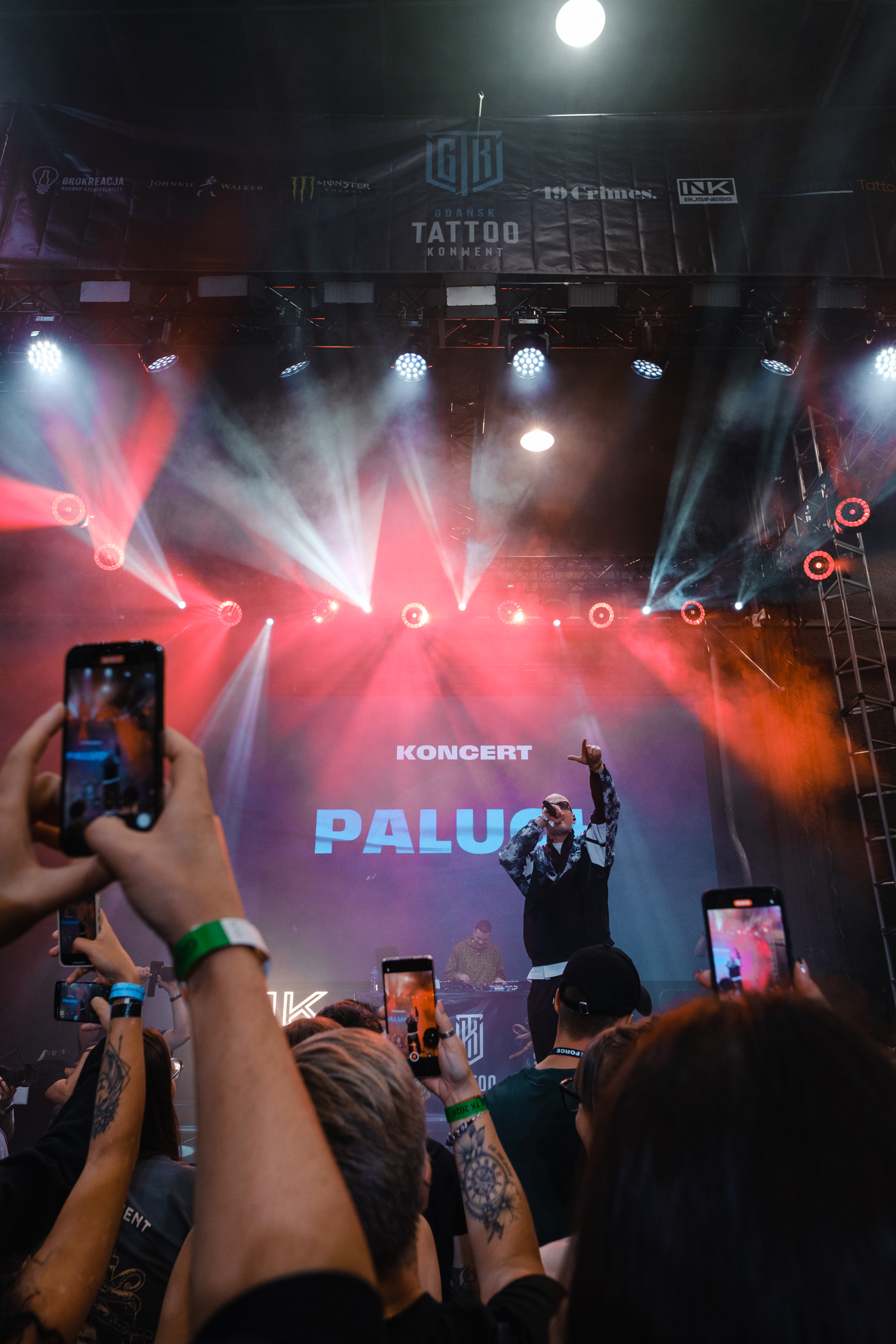 Koncert i publiczność podczas Gdańsk Tattoo Konwent 2024